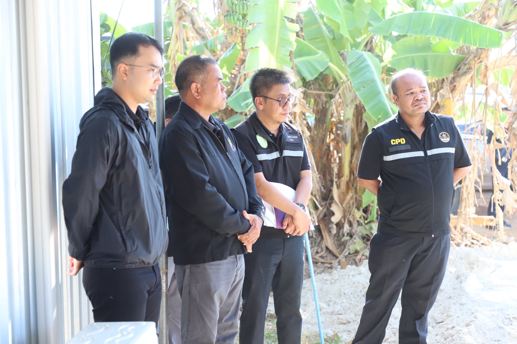 title - ข่าวดีชาวกระบี่ รมช.เกษตรฯ ลงพื้นที่ติดตามโปรเจกต์ยักษ์ ส.ป.ก. เร่งพัฒนาโครงสร้างพื้นฐานแปลงพื้นที่เป้าหมาย คทช. ในเขตปฏิรูปที่ดิน กว่า 4,300 ไร่ มุ่งสร้างอาชีพอย่างยั่งยืน